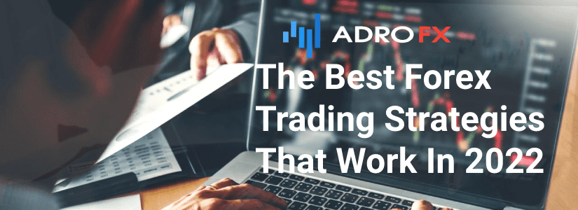 bussines man with laptop see trading chart